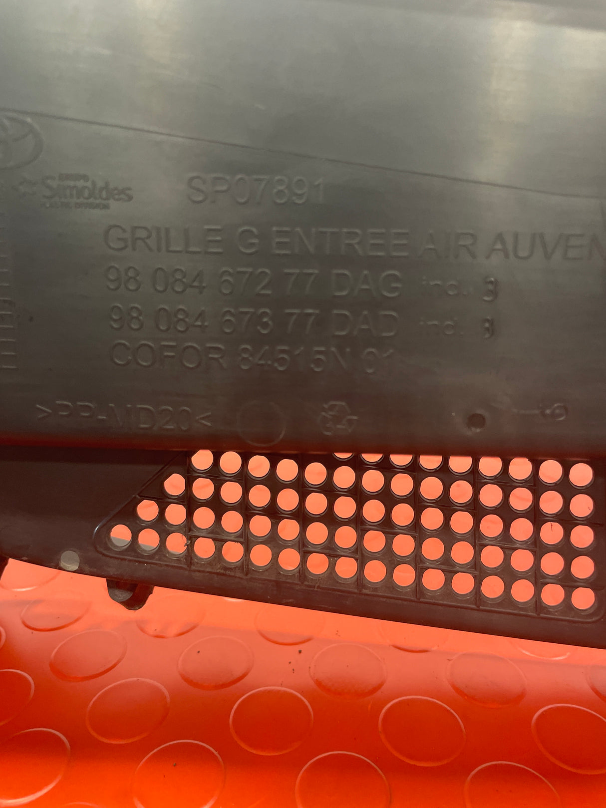 Toyota Proace/Citroen Dispatch/Peugeot Expert L1 WINDSCREEN SCUTTLE PANEL 2018-2024 P/N 9808467277DAG