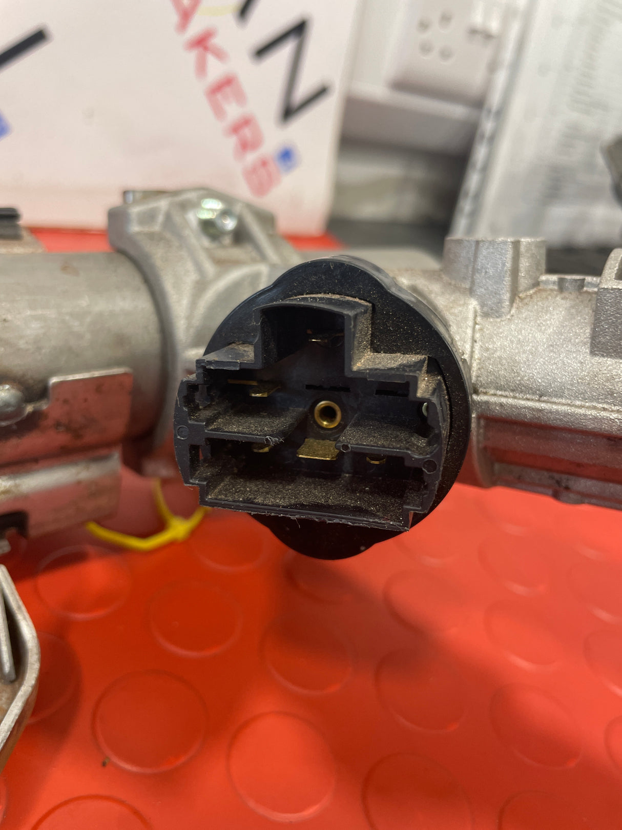 Vauxhall Movano STEERING COLUMN WITH KEY AND BARREL 2.2HDI 2022 P/N 07357673250