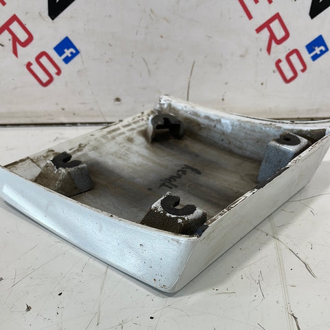 Renault Trafic PASSENGER SIDE NEAR PILLAR TRIM (Gloss White) 2014-2019 P/N 798194839R