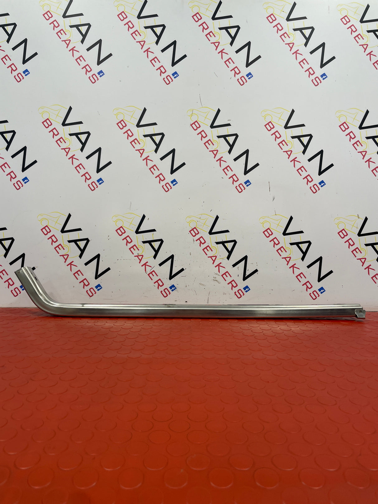 Volkswagen Caddy SLIDING DOOR UPPER TOP RAIL 2004-2010 P/N 2K0843871E