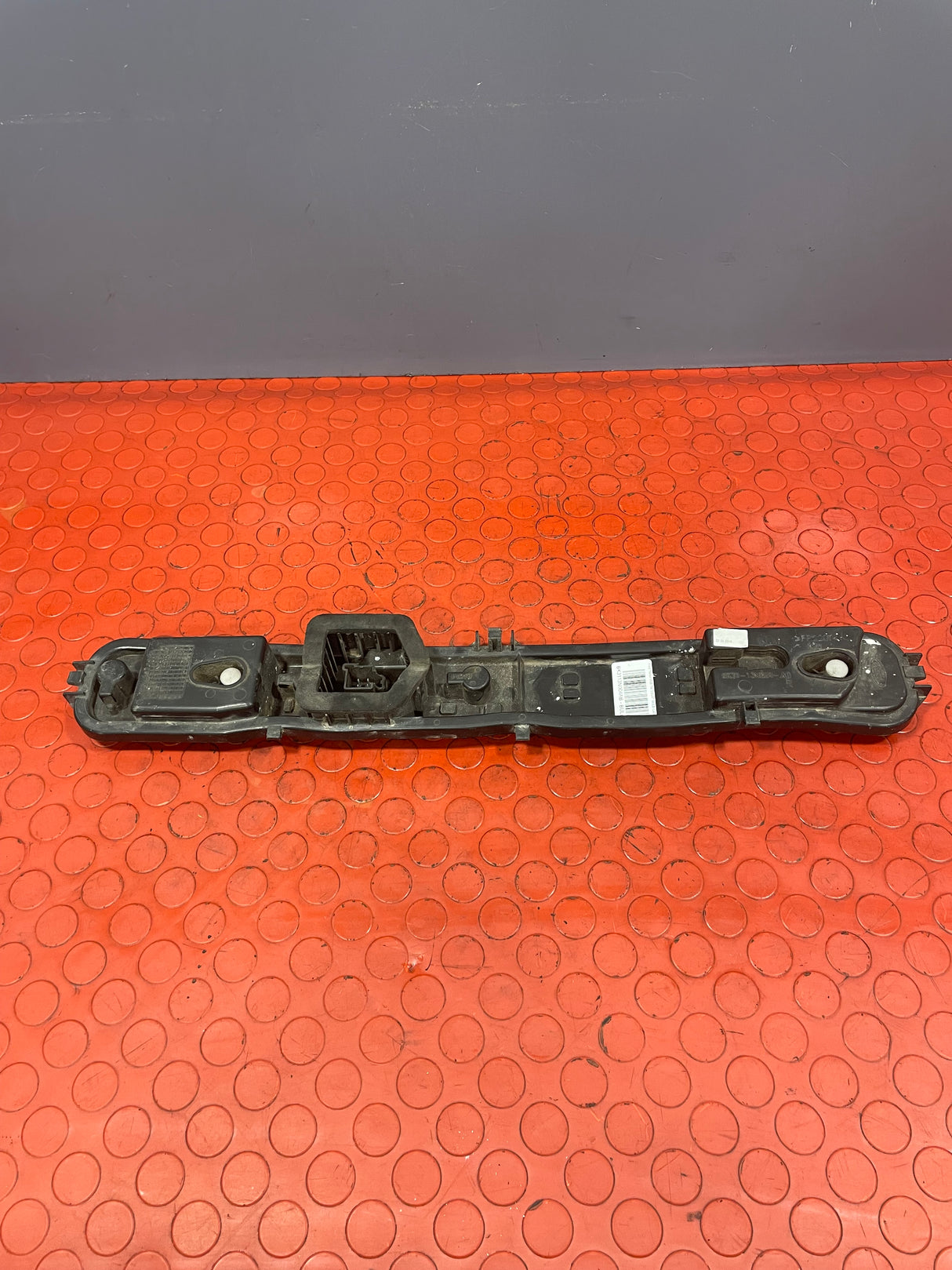 Ford Transit Mk8 TAILLIGHT BULB CARRIER Drivers Side 2013-2016 P/N BK3113NOO4AB