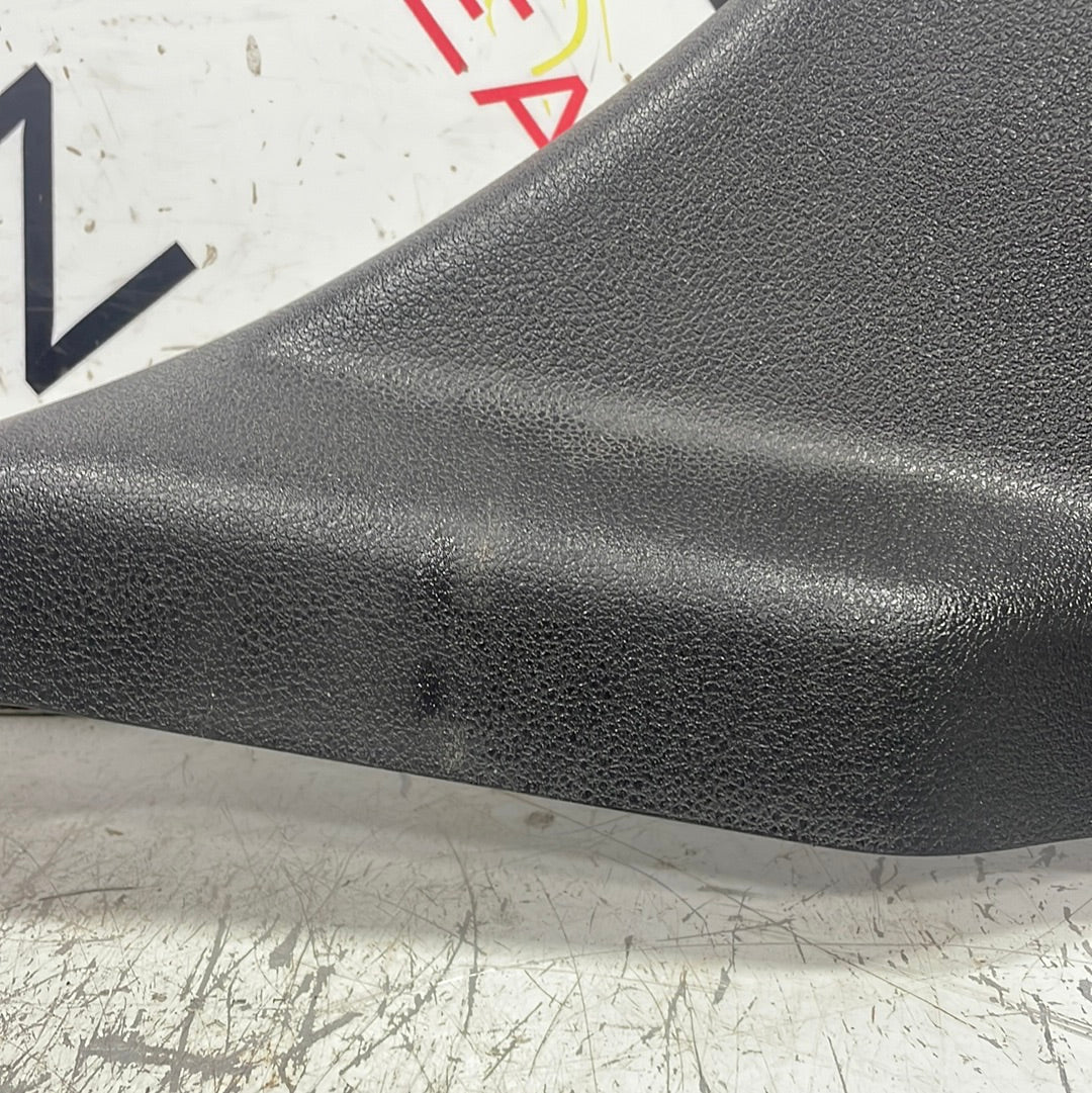Citroen Berlingo/Peugeot Partner/Vauxhall Combo/Toyota Proace City O/S DRIVERS SIDE B PILLAR TRIM WITH KICK GUARD 2019-2024 P/N 9816396677
