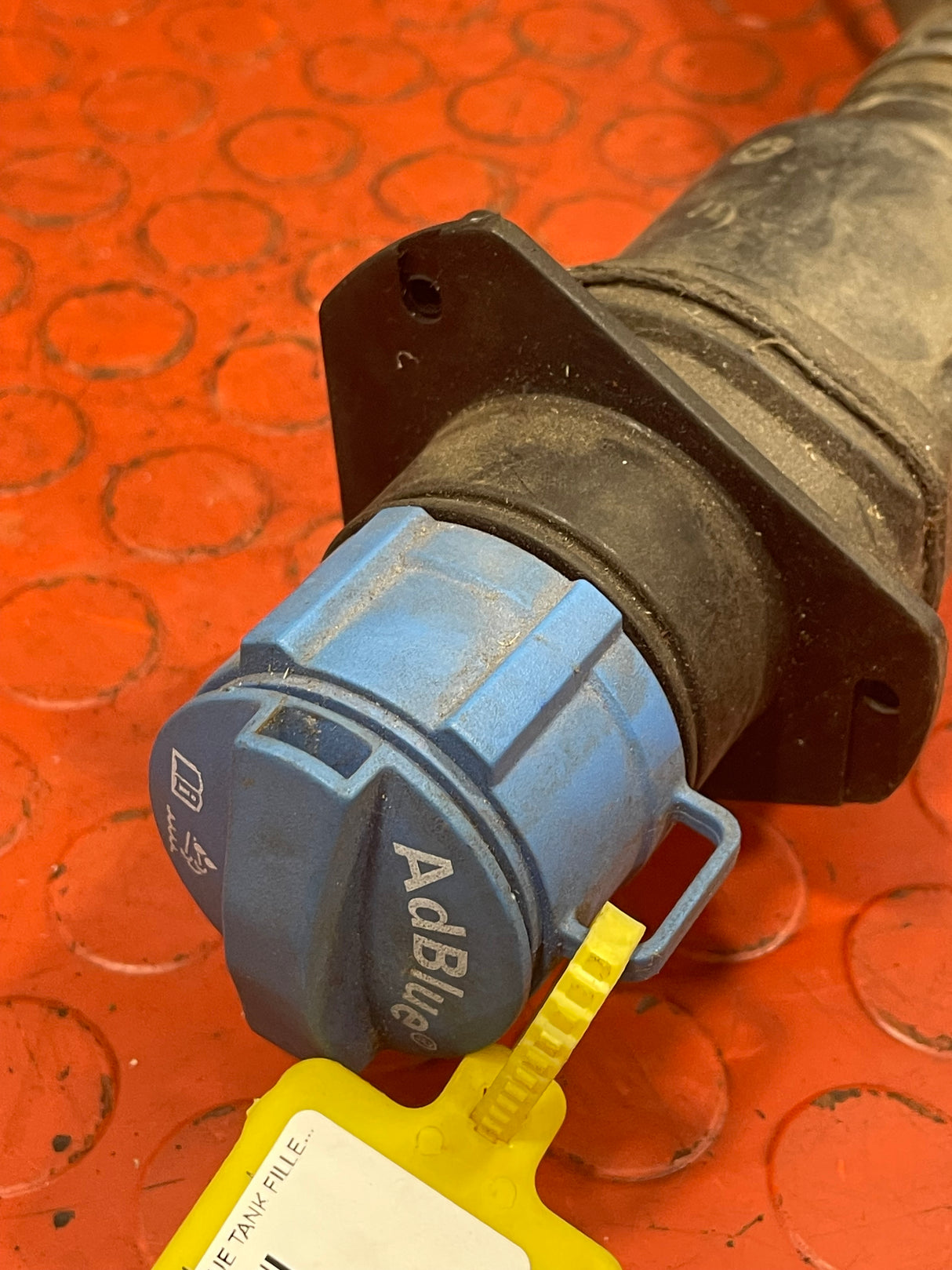 Renault Trafic/Vauxhall Vivaro ADBLUE TANK FILLER PIPE 2015-2019 MK3 1.6 P/N 93458613