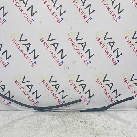Vauxhall Vivaro/ Renault Trafic/Nissan NV300 MK3 WIPER ARM DRIVERS SIDE O/S 2014-2021 P/N 288812359R