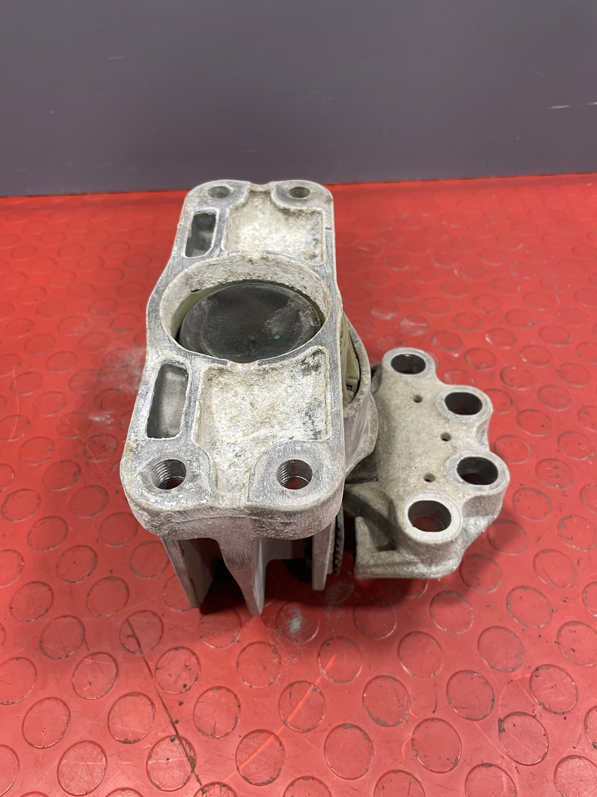 Ford Transit Custom GENUINE 2.0 DIESEL EURO 6 ENGINE MOUNT/ENGINE SUPPORT 2013-2023 P/N GK216F012CC