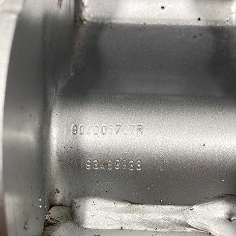 Renault Trafic/Vauxhall Vivaro REAR DOOR HINGE (SILVER) 2014/2019 P/N 904006707R