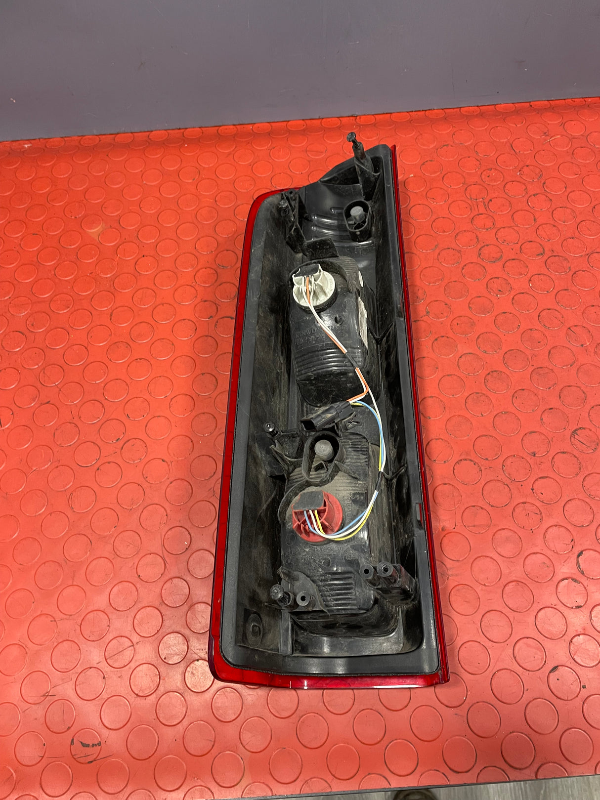 Vauxhall Vivaro/ Renault Trafic/ Fiat Talento REAR RIGHT TAILLIGHT Driver side 2014 - 2019 265504656R