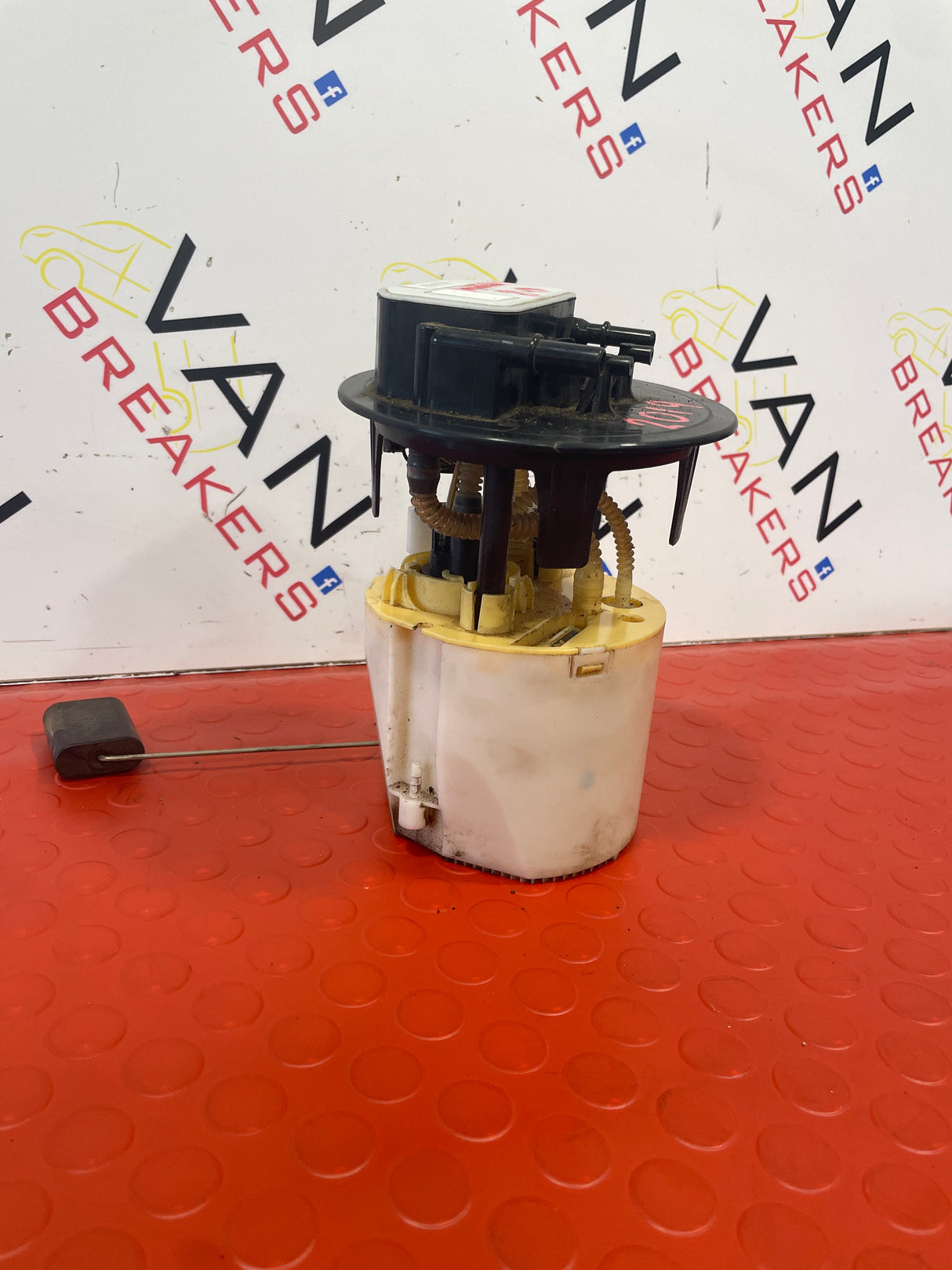Peugeot Expert/ Toyota Proace/Vauxhall Vivaro/Citroen Dispatch DIESEL FUEL SENDER UNIT 2.0 HDI 2016-2024 P/N 9807056380