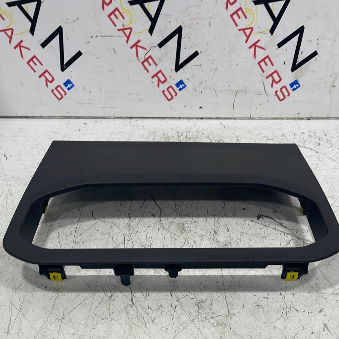 Citroen Dispatch/ Peugeot Expert/ Vauxhall Vivaro/ Toyota Proace DASHBOARD POCKET SURROUND TRIM P/N 9808385977