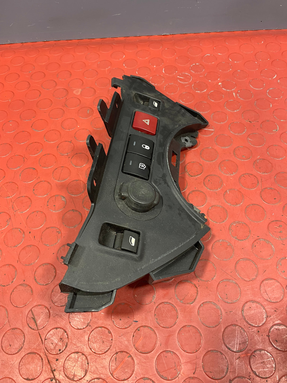 Citroen Berlingo/Peugeot Partner WINDOW SWITCH/LOCKING CONTROL PANEL 2008-2018 P/N 9680932177