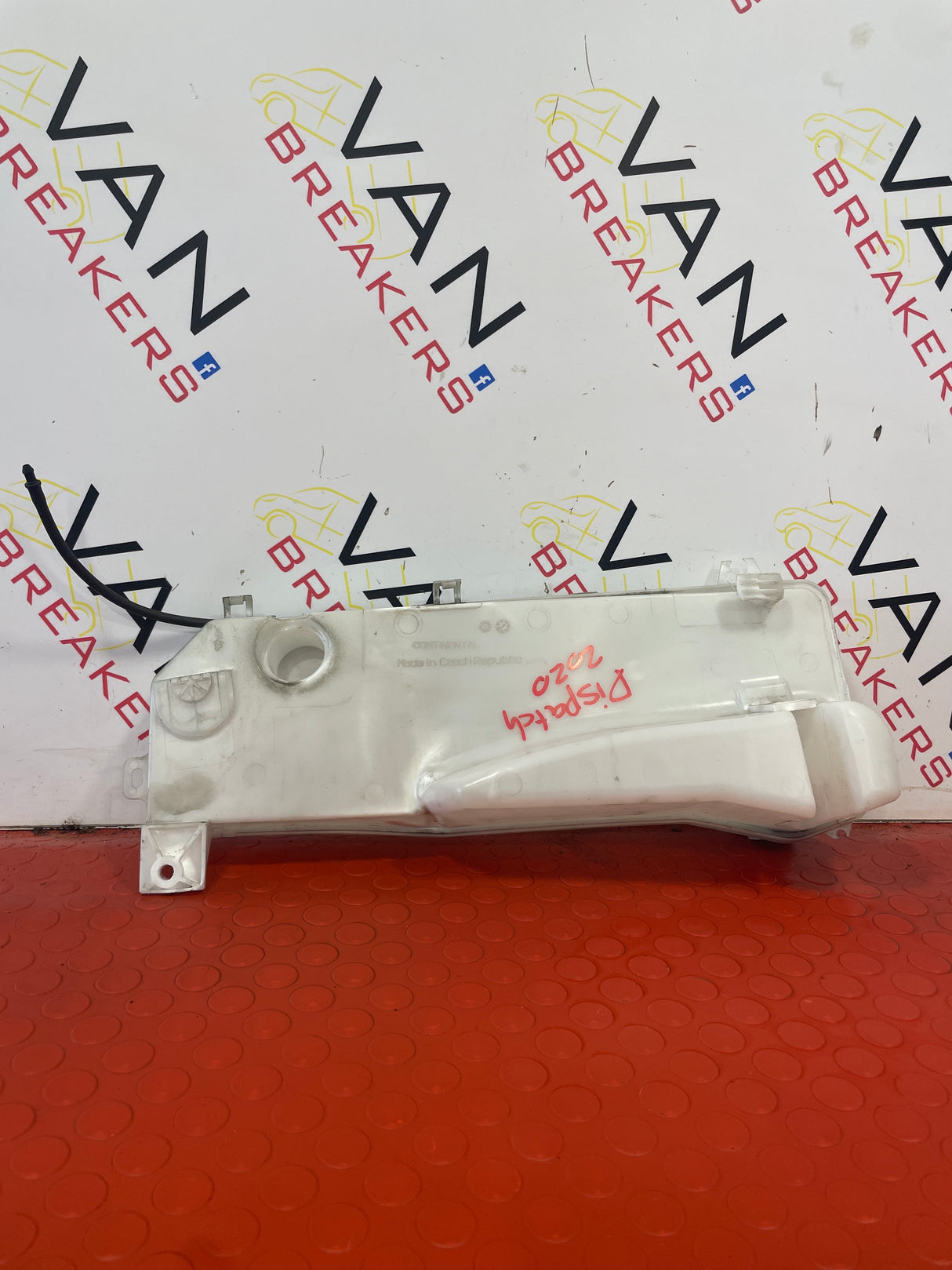 Vauxhall Vivaro/ Citroen Dispatch/ Peugeot Expert/ Toyota Proace 2017 –2023 Washer Bottle (WITH PUMP) P/N 9809803680