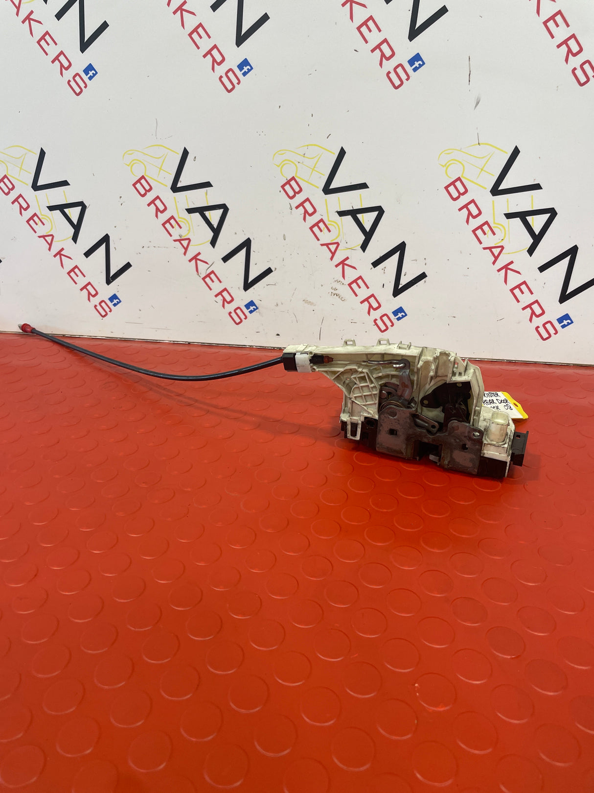 Mercedes-Benz SPRINTER REAR DOOR LOCK W906 2008-2015 P/N A9067401335