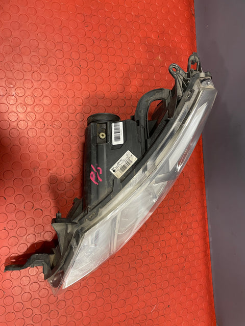 Citroen Dispatch/Peugeot Expert PASSENGER SIDE HEADLIGHT 2011-2016 P/N 89902607 - 4