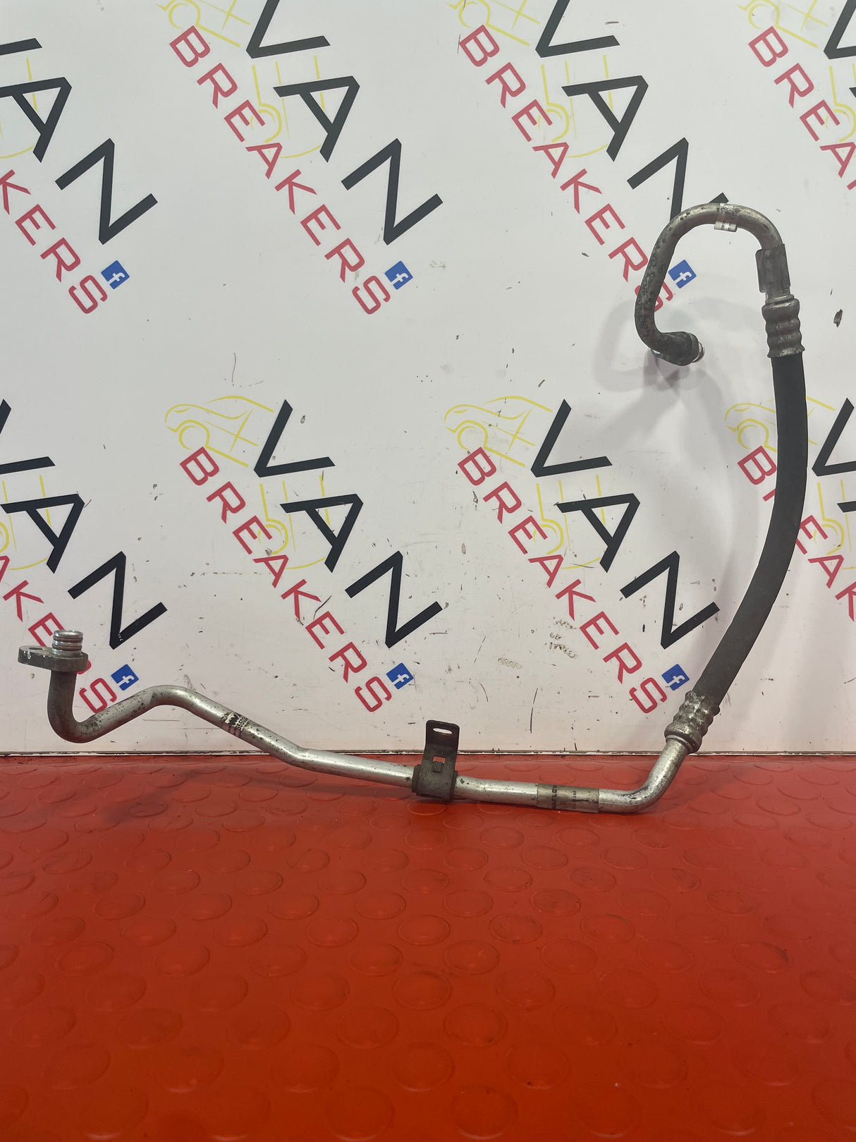 Citroen Dispatch/Vauxhal Vivaro/Toyota Proace/Peugeot Expert AIR CONDITIONING PIPE 2017-2023 P/N 9806548780