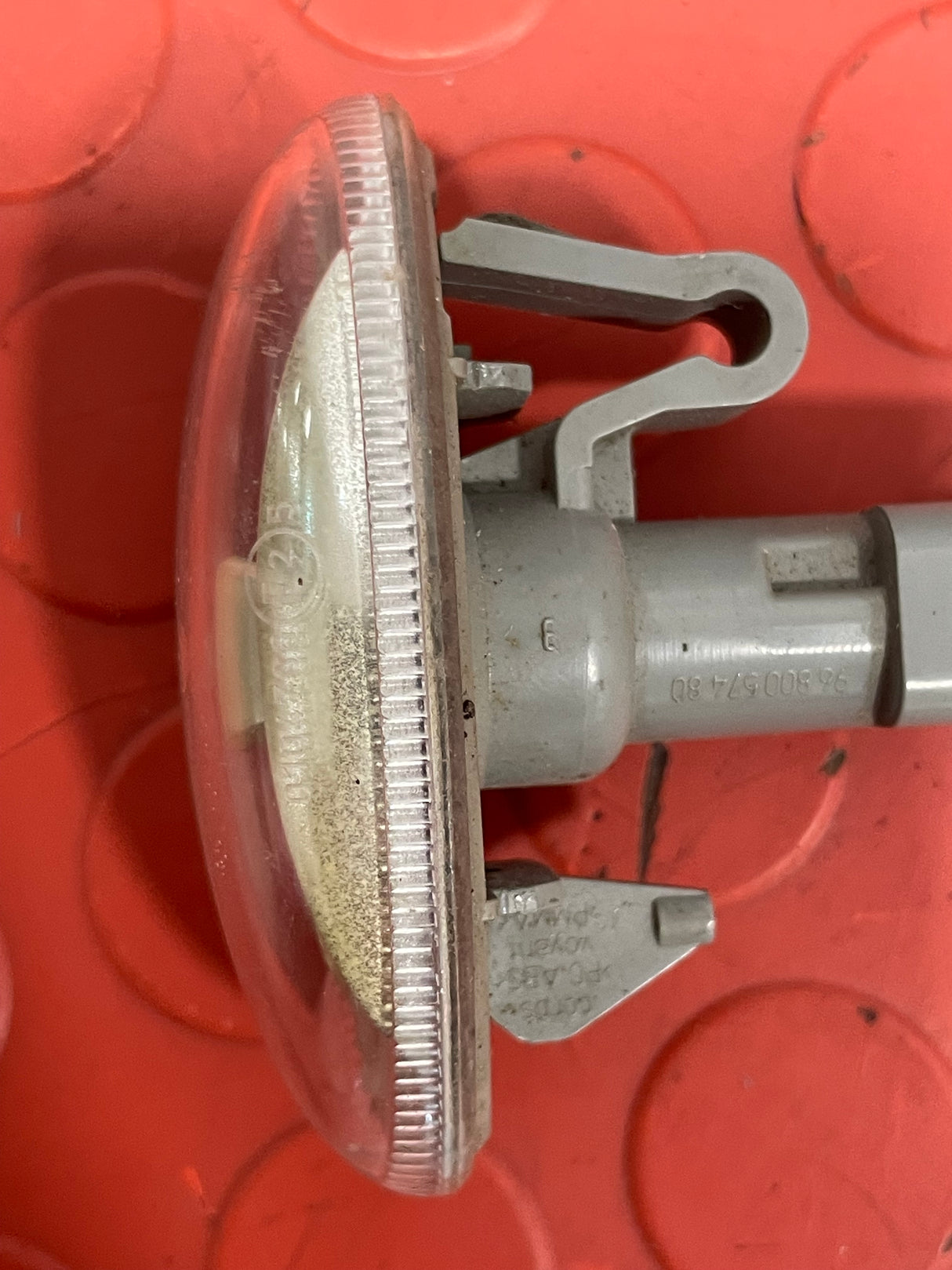 Citroen/Peugeot SIDE INDICATOR REPEATER LIGHT LAMP 2008-2018 P/N 9680057480