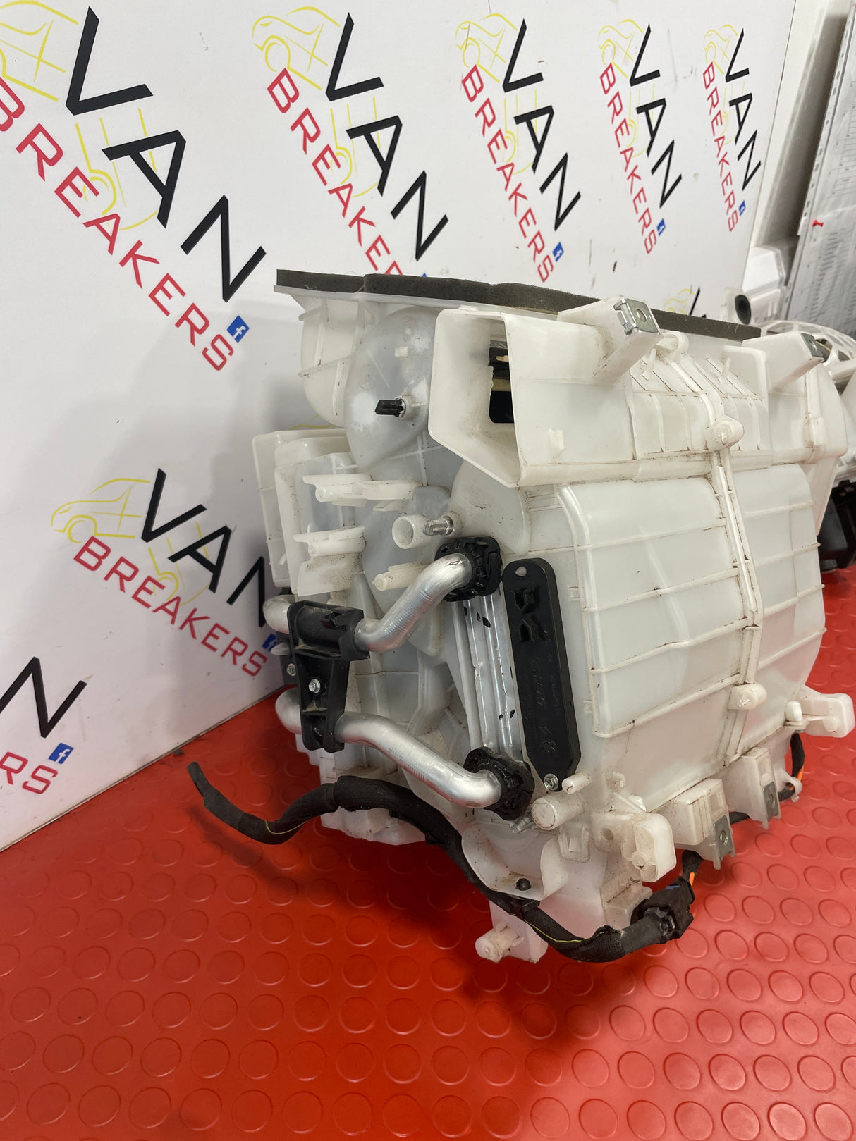 Citroen Dispatch/Vauxhal Vivaro/Toyota Proace/Peugeot Expert INTERIOR HEATER CLIMATE BOX ASSEMBLY 1.6 HDI 2017-2023 P/N 9802501680