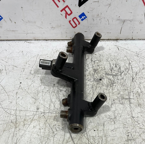 Ford Citroen Peugeot INJECTOR RAIL 2.0L P/N 9681909680-04