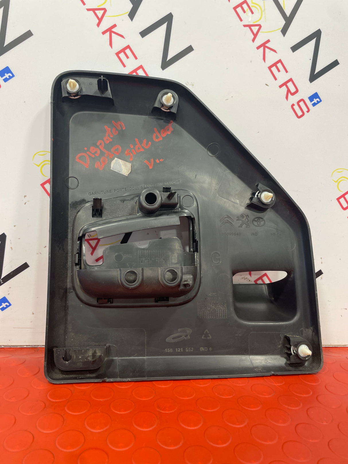 Dispatch Expert Proace SLIDING DOOR INNER HANDLE 2019-2023 P/N 98099548