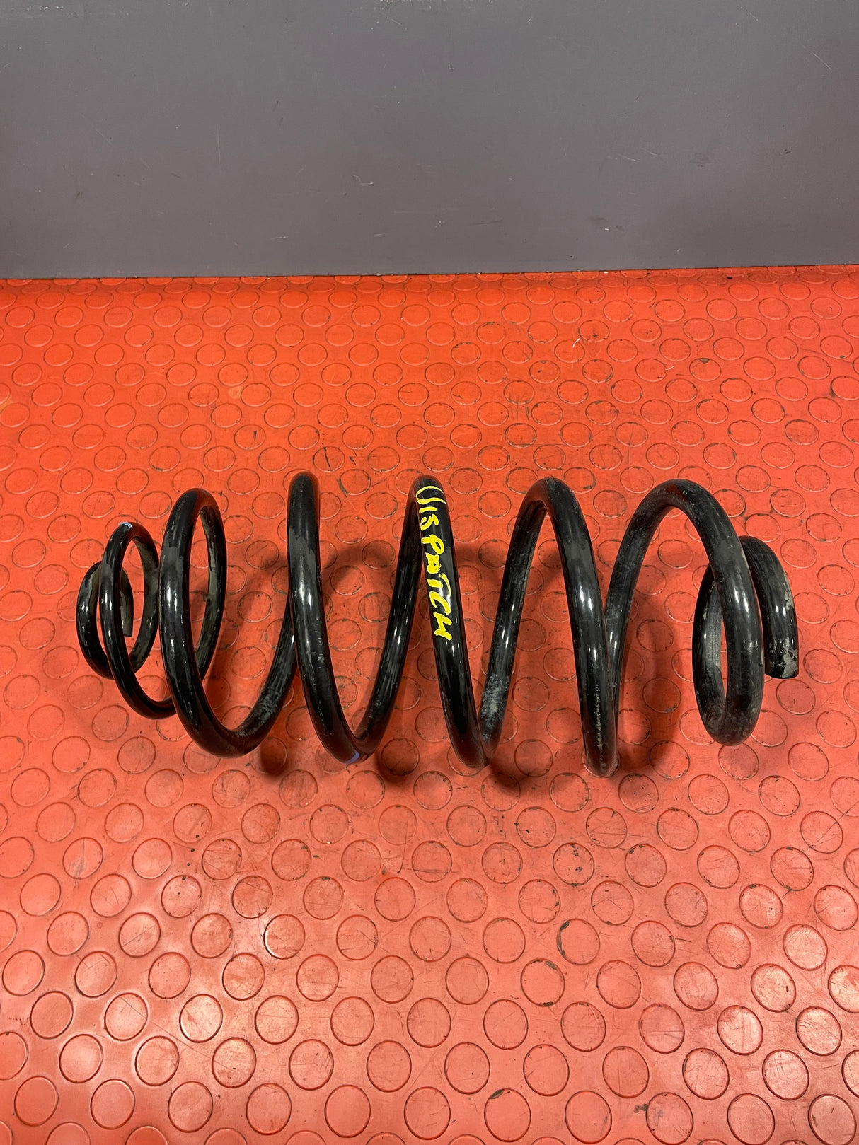 Citroen Dispatch/Peugeot Expert/Toyota Proace/Fiat Scudo REAR COIL SPRING (Fits Both Sides) 2008-2016 P/N 5056599495579