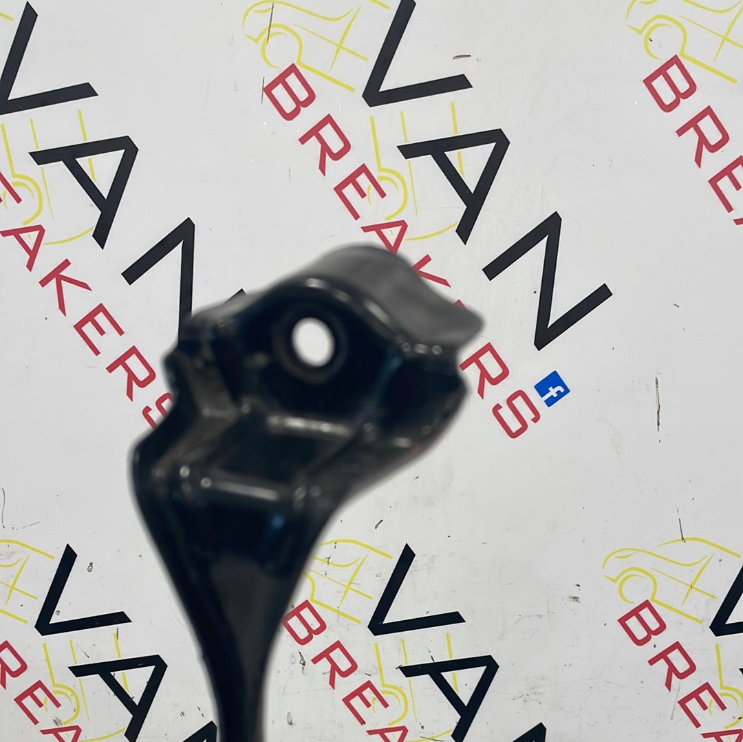 Nissan Navara BATTERY CLAMP/BRACKET 2017 P/N BFD032676