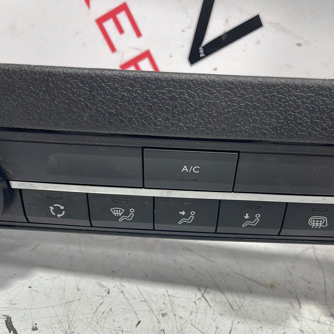 Citroen Berlingo/Peugeot Partner/Vauxhall Combo/Toyota Proace City HEATER CONTROL UNIT AND DASH MOULD 2018-2024 P/N 98340416ZD