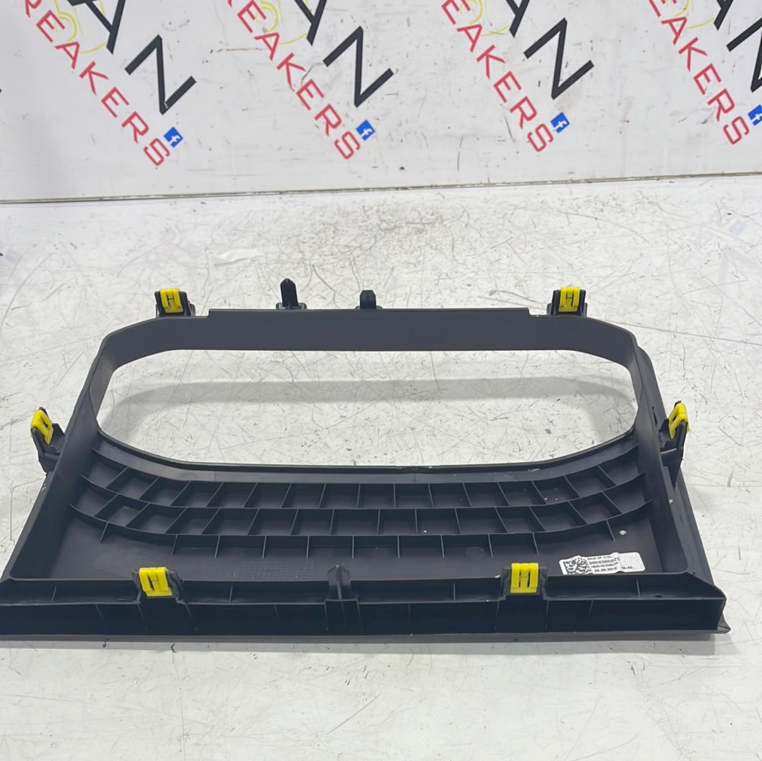 Citroen Dispatch/ Peugeot Expert/ Vauxhall Vivaro/ Toyota Proace DASHBOARD POCKET SURROUND TRIM P/N 9808385977