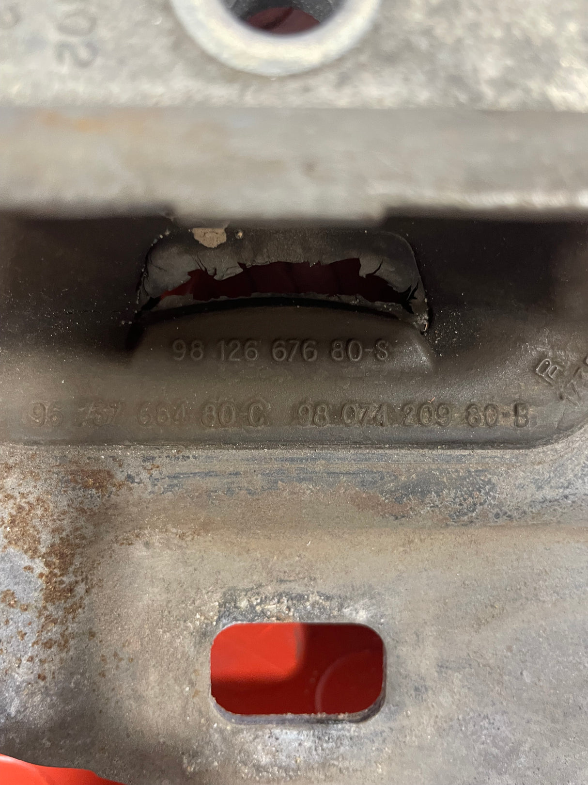 Citroen Berlingo/Peugeot Partner/Vauxhall Combo/Toyota Proace City GEARBOX MOUNTING 2019-2024 P/N 9673768480