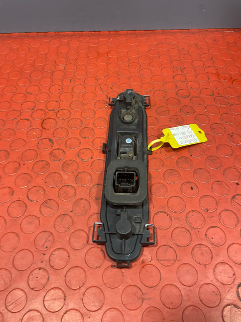 Renault Kangoo 2 TAILLIGHT INSERT (2/3 Blubs) 2007-2021 P/N 89072580