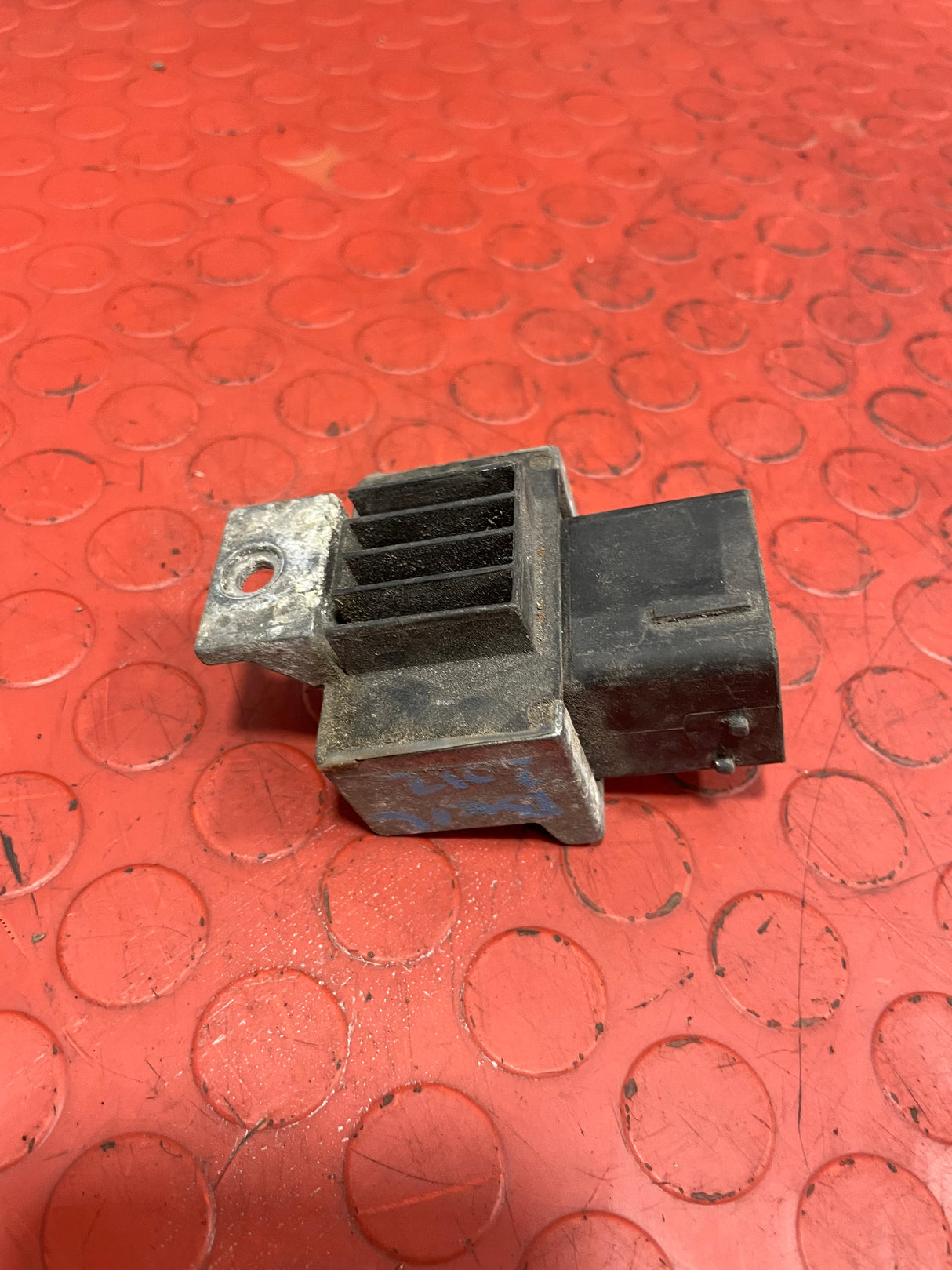 Citroen Berlingo/Peugeot Partner GLOW PLUG RELAY 1.6 (7 PIN) 2002-2010 P/N 9640469680