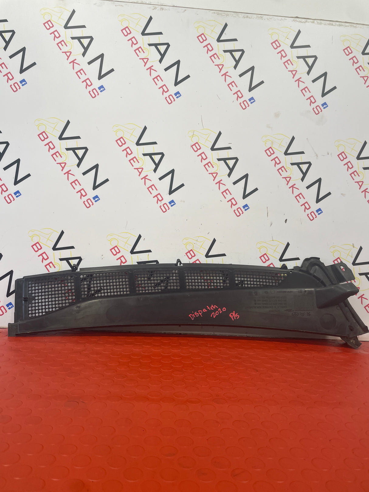 Toyota Proace/Citroen Dispatch/Peugeot Expert L1 WINDSCREEN SCUTTLE PANEL 2018-2024 P/N 9808467277DAG