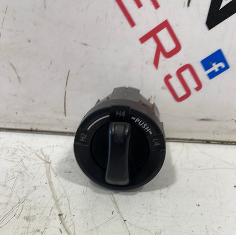 Toyota Hilux TRACTION SWITCH 2019 P/N M57269