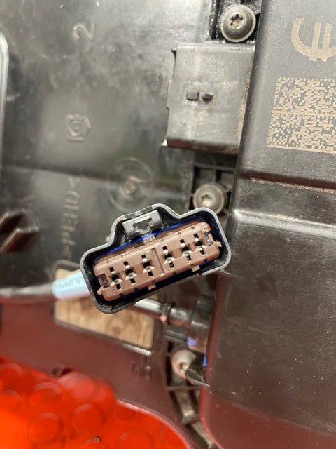 Citreon Berlingo/Peugeot Partner/Vauxhall Combo/Proace City 1.5 ADBLUE TANK COMPLETE WITH PUMP 2019> P/N 9832421480