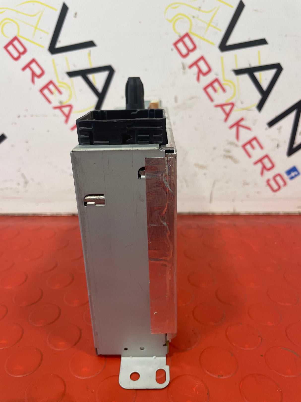 Citroen Dispatch/Peugeot Expert/Toyota Proace RADIO STEREO HEAD UNIT 2019-2024 P/N 9828709480