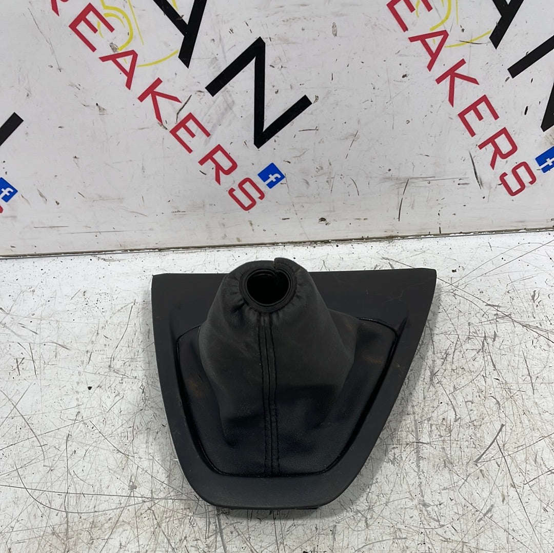 Citroen Dispatch Peugeot Expert GEAR STICK SURROUNDING + TRIM P/N 9808366477