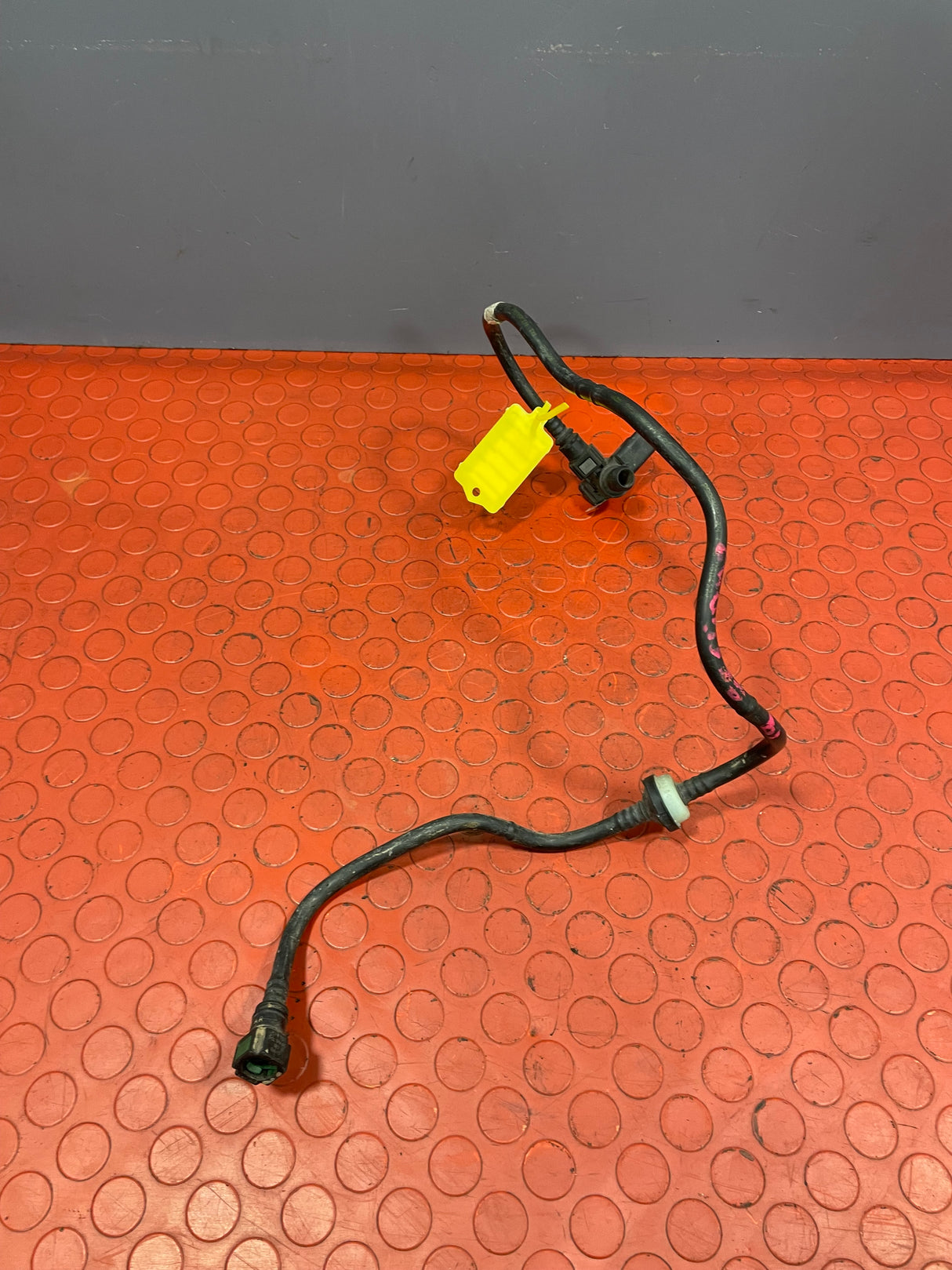 Citroen Berlingo/Peugeot Partner BRAKE SERVO VACUUM SENSOR SWITCH 1.5 2018-2023 P/N 9810806380