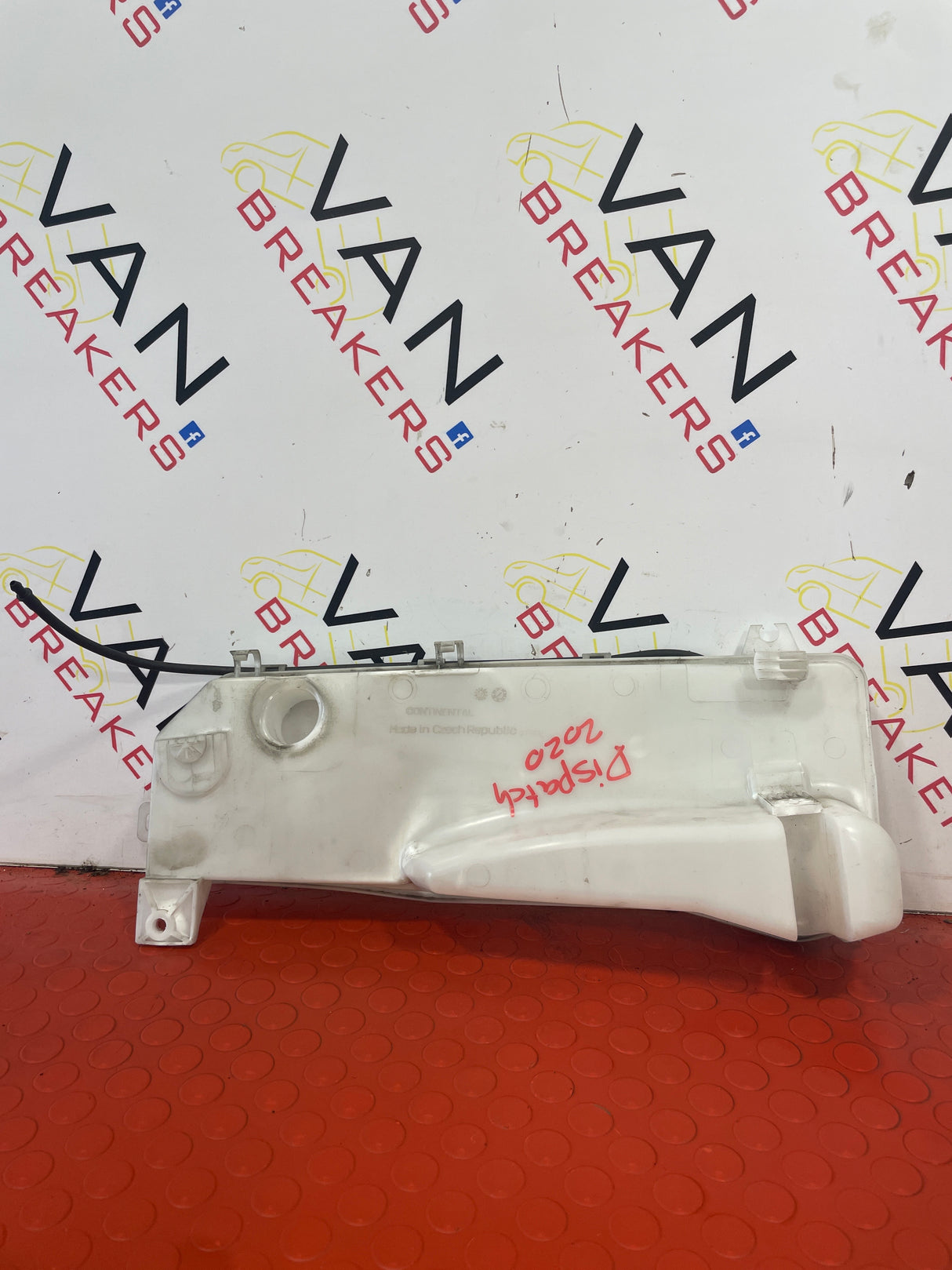 Vauxhall Vivaro/ Citroen Dispatch/ Peugeot Expert/ Toyota Proace 2017 –2023 Washer Bottle (WITH PUMP) P/N 9809803680