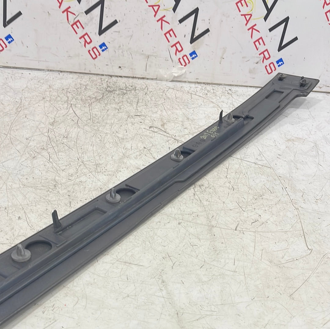 Citroen Dispatch/ Peugeot Expert/ Vauxhall Vivaro/ Toyota Proace Sliding Door Rail Trim Passenger Side 2018 Black/Grey Mk3 P/N 9808384080