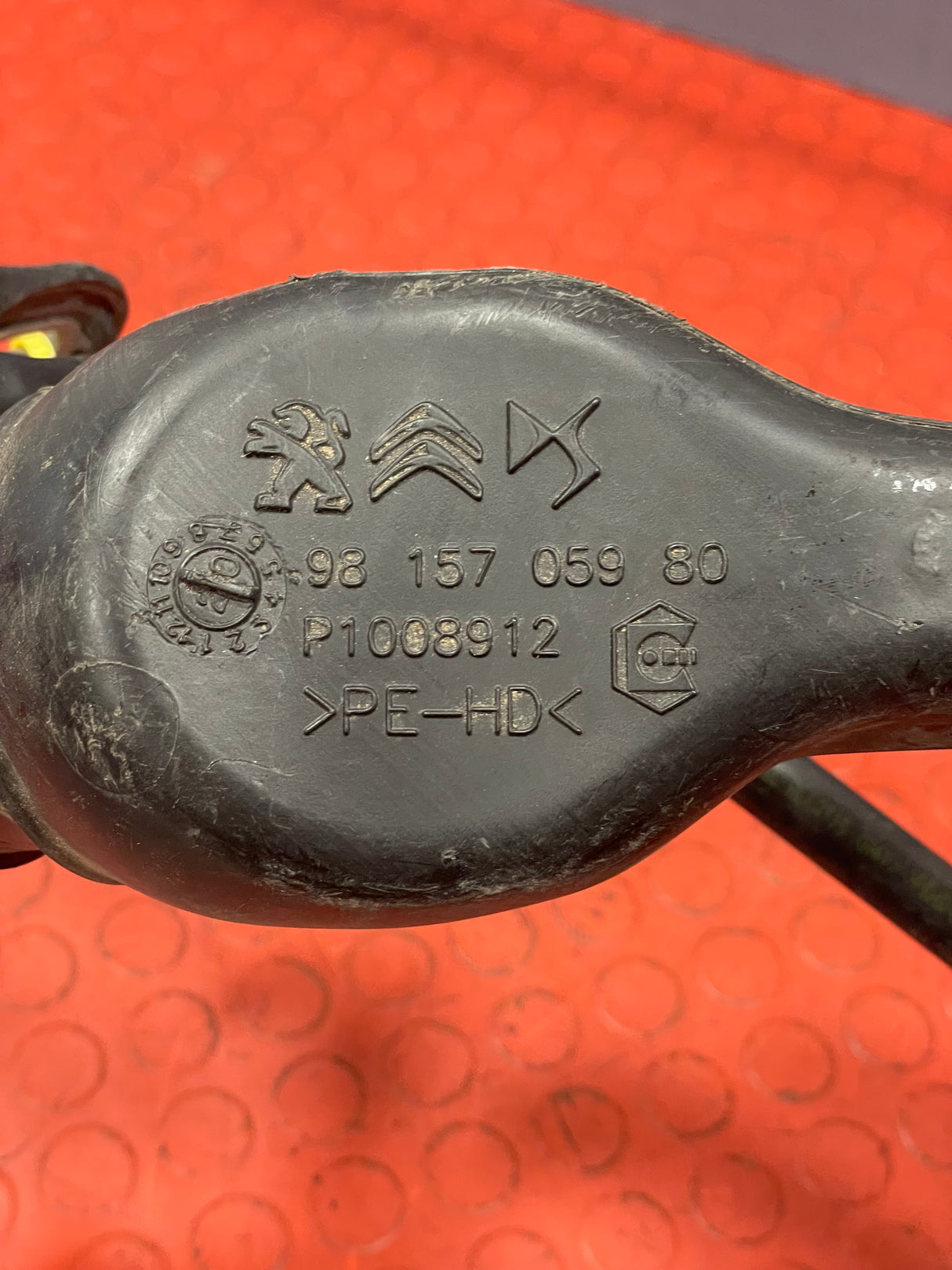 Citroen Berlingo/Peugeot Partner/Vauxhall Combo/Toyota Proace City ADBLUE FILLER PIPE 2019-2023 P/N 9815705980