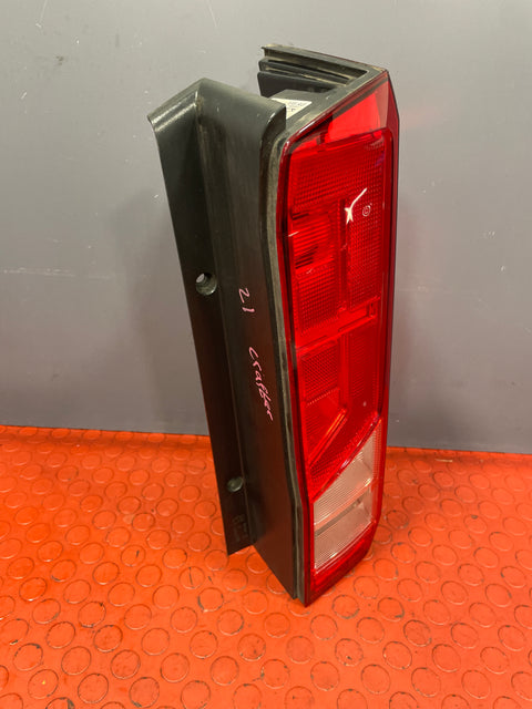 Volkswagen Crafter DRIVER SIDE TAILLIGHT 2018 P/N 7C0945096J - 1