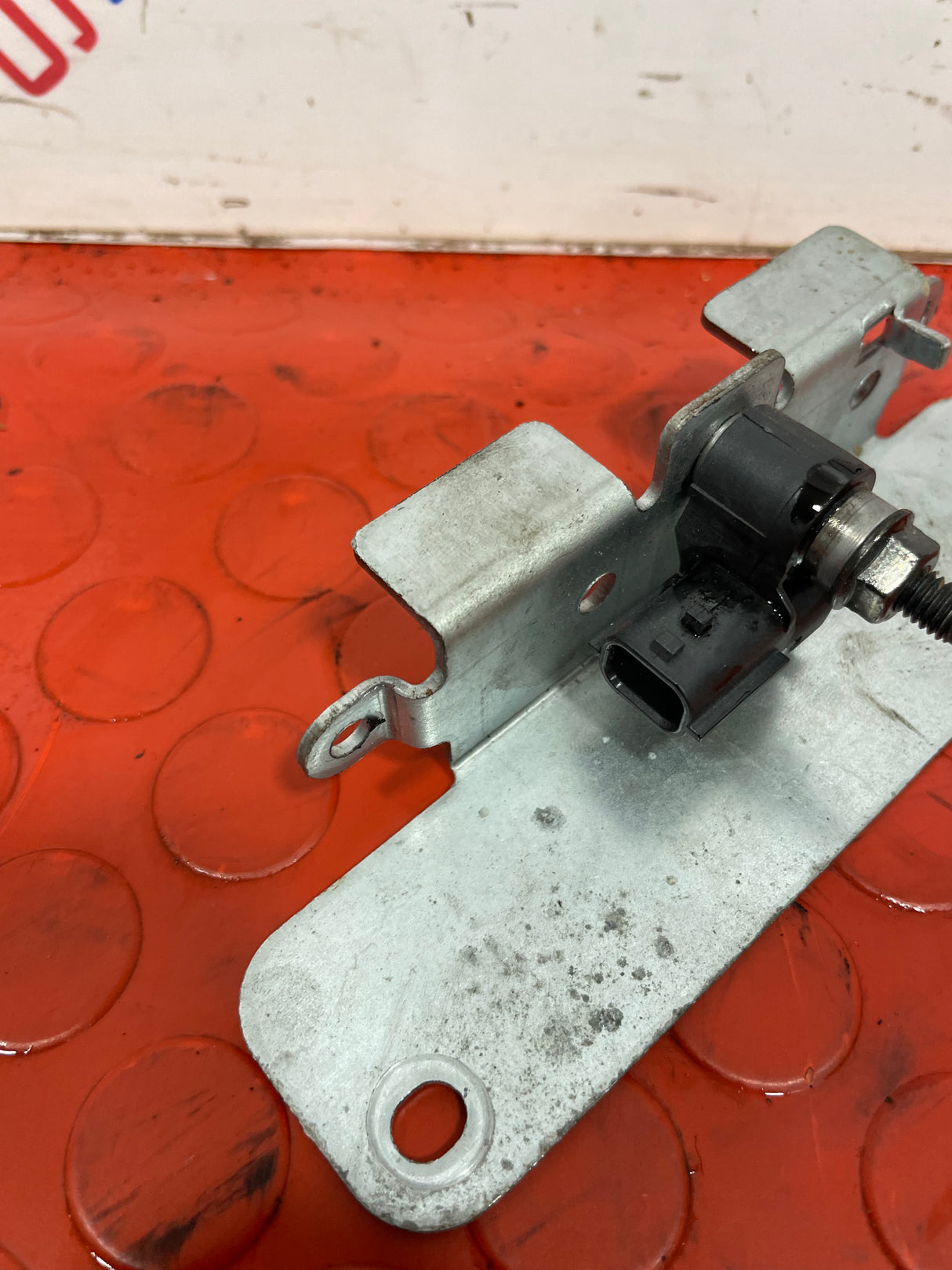 Nissan Navara AIRBAG SENSOR 2017 2.3L P/N 988303JA0A