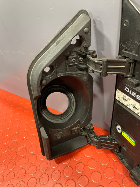 Ford Transit Custom FUEL TANK FILLER FLAP (Metallic Grey) 2014-2018 P/N BK21V27936AE - 4