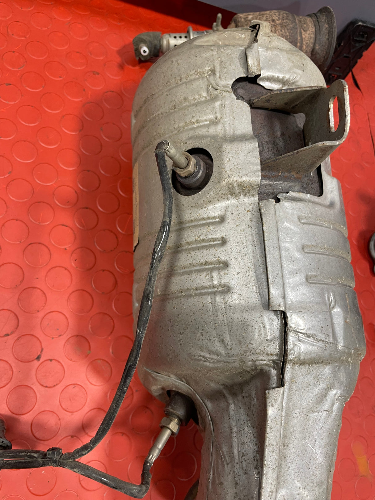 Citroen Berlingo/Peugeot Partner DPF WITH SENSORS AND ADBLUE INJECTOR (CRACK in the MOUNTING) 1.6 2016/2018 P/N 9823467180 - 3