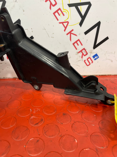 Peugeot Partner Citroen Berlingo CYLINDER HEAD VALVE COVER 1.6 HDi 8V 2013-2018  P/N 9688939180- 1