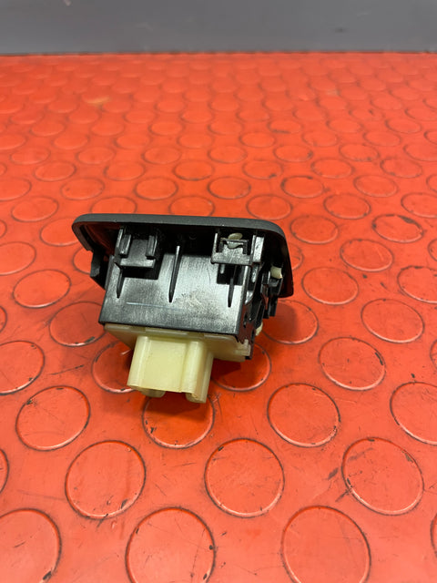 Renault Trafic/Vauxhall Vivaro/Nissan NV300 WINDOW CONTROL SWITCH Passenger's Side N/S (7Pin) 2014-2019 Ref./N 254118044R-Lh