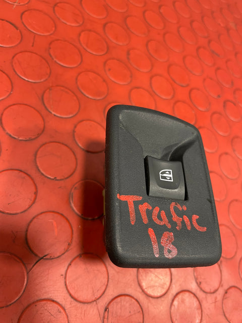 Renault Trafic/Vauxhall Vivaro/Nissan NV300 WINDOW CONTROL SWITCH Passenger's Side N/S (7Pin) 2014-2019 Ref./N 254118044R-Lh