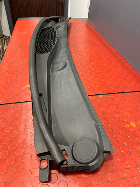 Peugeot Partner/Citroen Berlingo SCUTTLE PANEL WIPER TRIM 2015-2018 P/N 9680568877