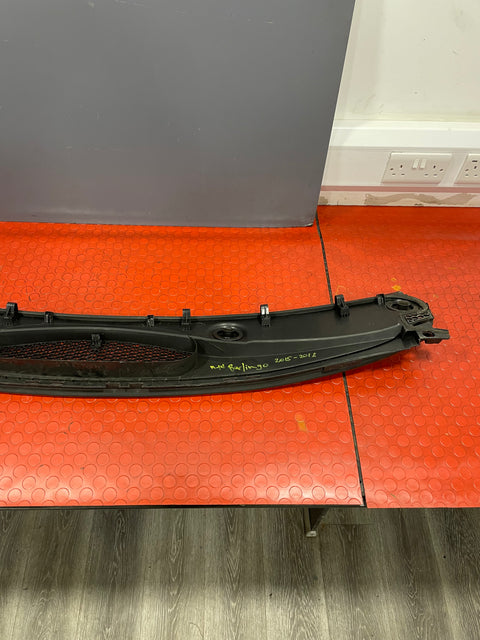 Peugeot Partner/Citroen Berlingo SCUTTLE PANEL WIPER TRIM 2015-2018 P/N 9680568877