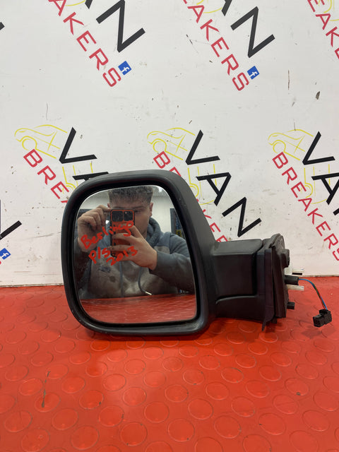 Peugeot Partner/Citroen Berlingo  PASSENGER SIDE WING MIRROR LH 2013-2018 1.6 P/N 232673075 - 2