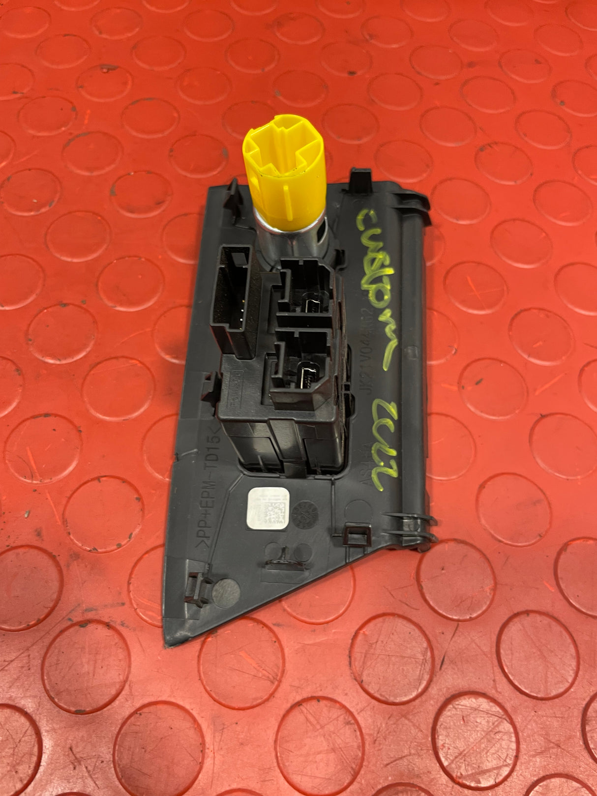 Ford Transit Custom USB SOCKET PORT 2022 (4X2 Pins) P/N JK2T14F014AC