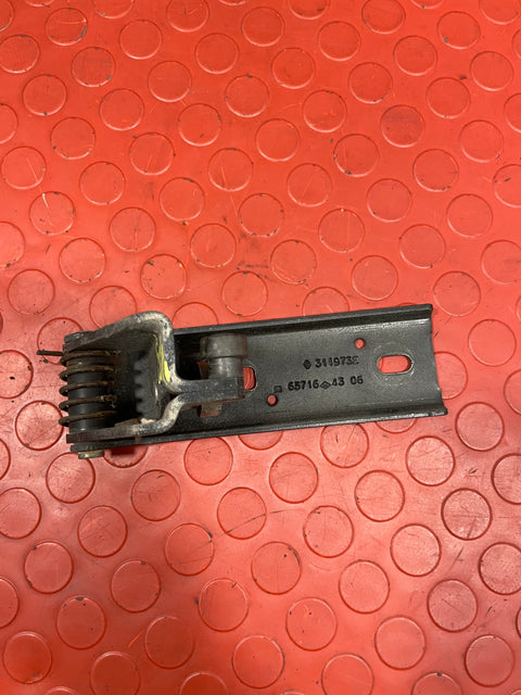 Vauxhall Vivaro/Renault Trafic SLIDING DOOR ROLLER PASSENGER SIDE 2013 P/N 311973E